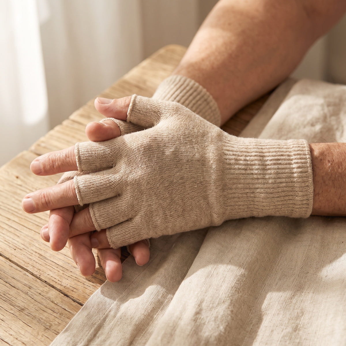 LumaWrap™ Red Light Therapy Hand Wrap
